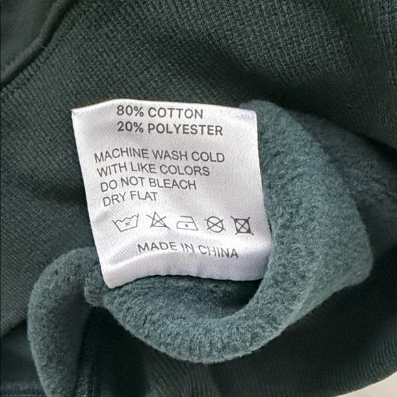 NEW Women’s PARKE New York Classic Fleece Mockneck Size S/M in Cedar - Picture 8 of 10